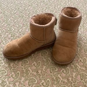 Used UGG Classic Mini in tan, womens size 6